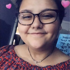 Meet your Posher, Casey